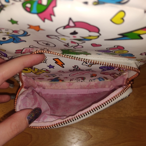 RARE**Tokidoki White Denim Daze with Cotton Candy Straps - Picture 4 of 4